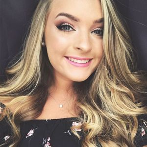 Meet your Posher, Ciara